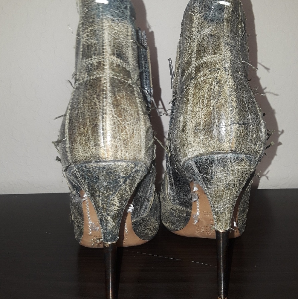 Booties - Picture 4 of 8